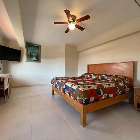 Hotel Villagran Тихуана Экстерьер фото