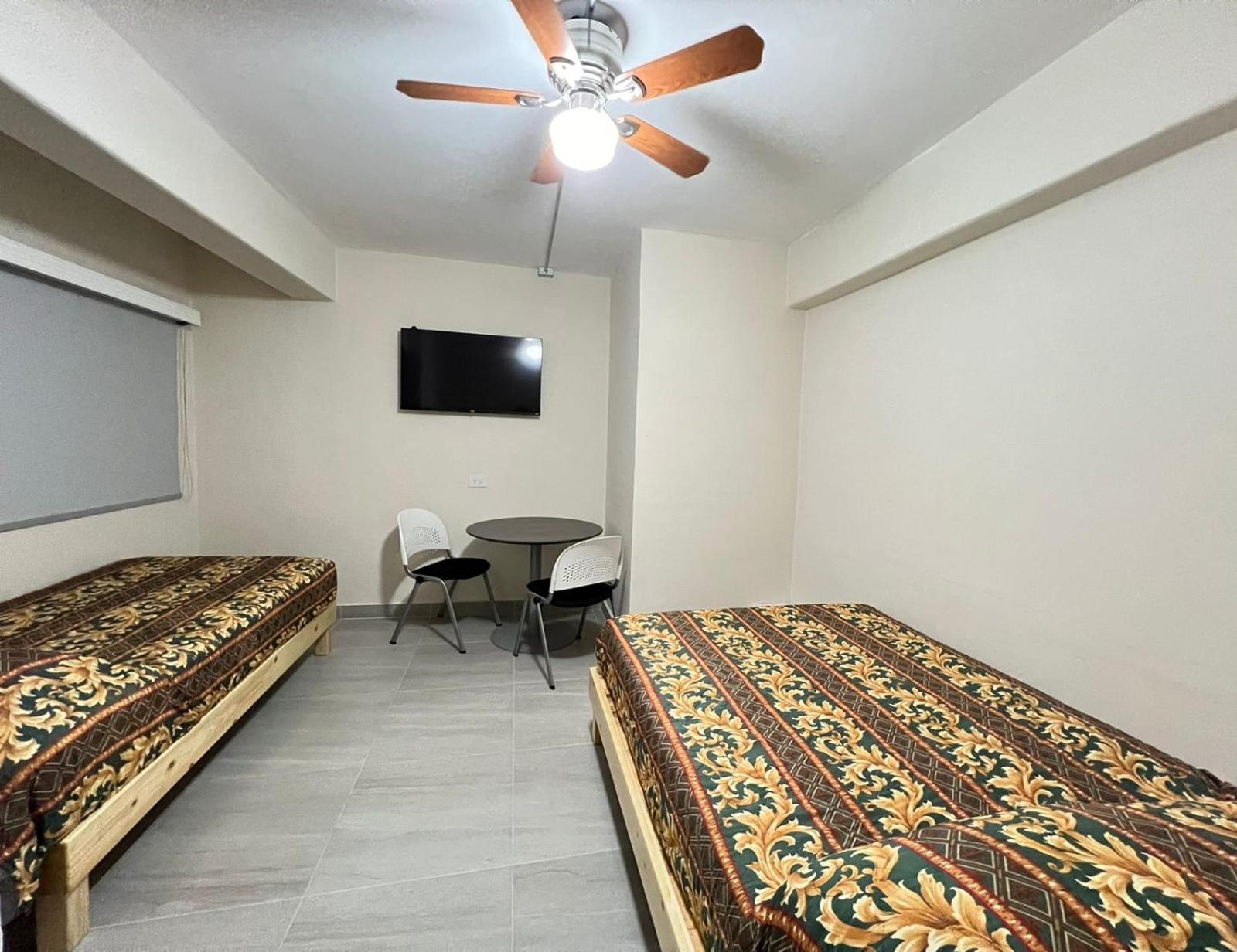 Hotel Villagran Тихуана Экстерьер фото